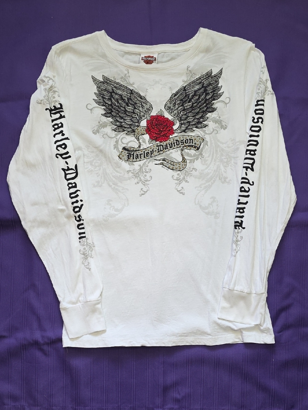 Harley-Davidson White Long-Sleeve Shirt with Black Wings and Red Rose